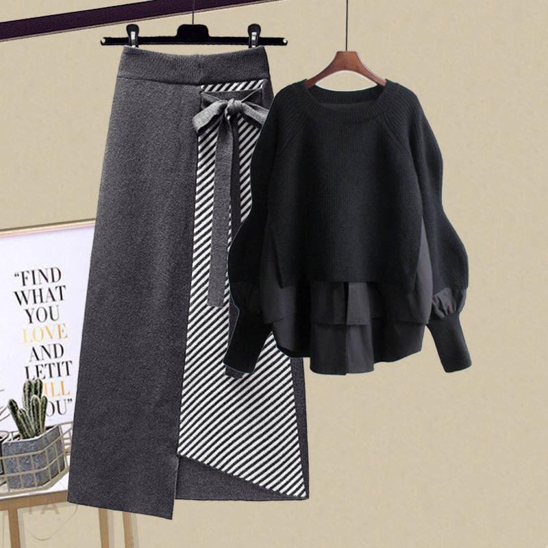 ブラック/セーター+グレー/スカート