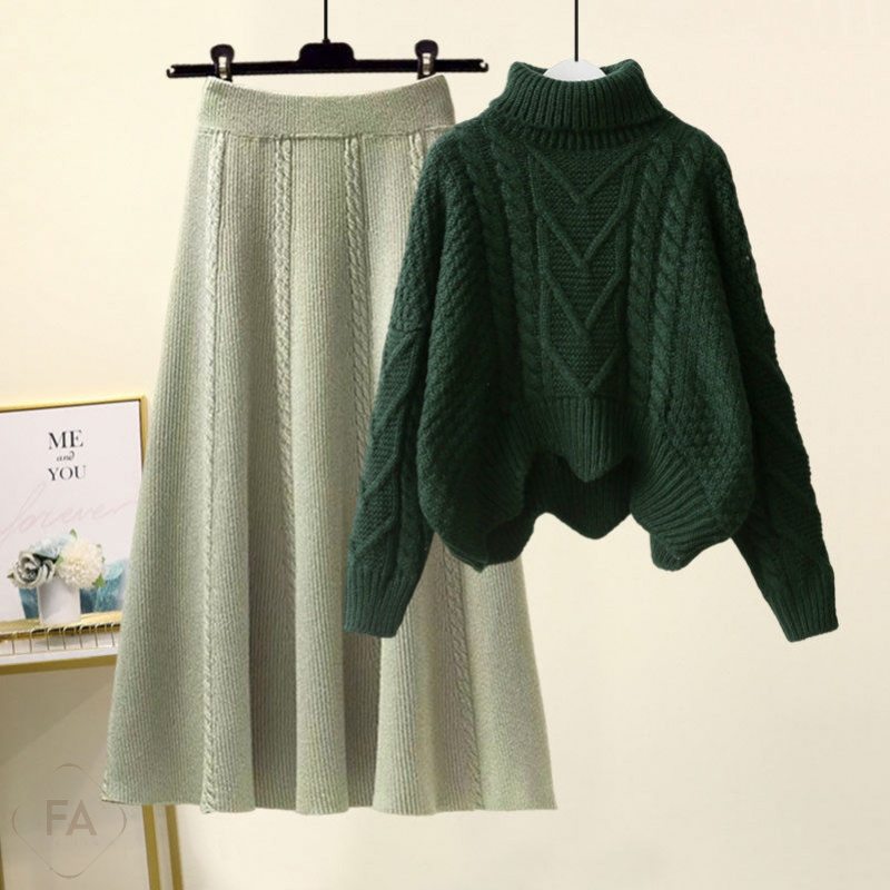 ダークグリーン/セーター+グリーン/スカート